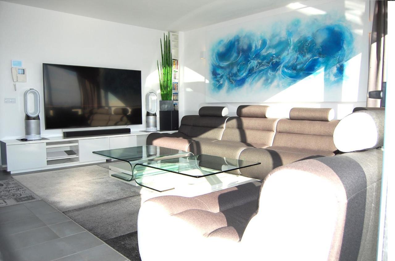 Luxus Apartment Mit Klimaanlage Коста Калма Екстериор снимка